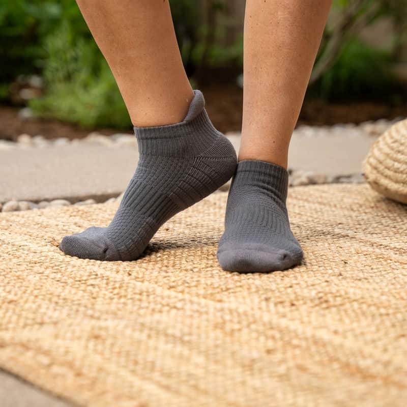 FlexRelief™ Ankle Compression Socks – Gray