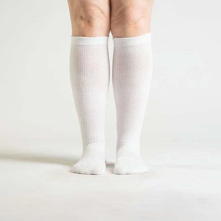 FlexRelief™ Compression Socks – White
