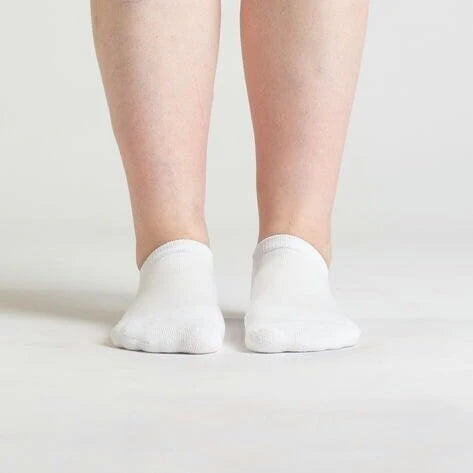 Padded Easy-Stretch Ankle Socks – White