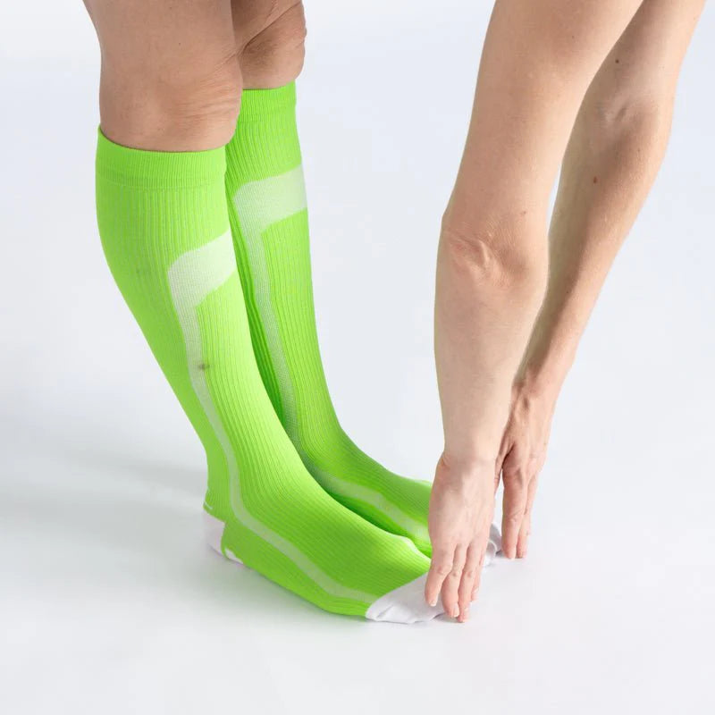 FlexRelief™ Compression Socks – Green White