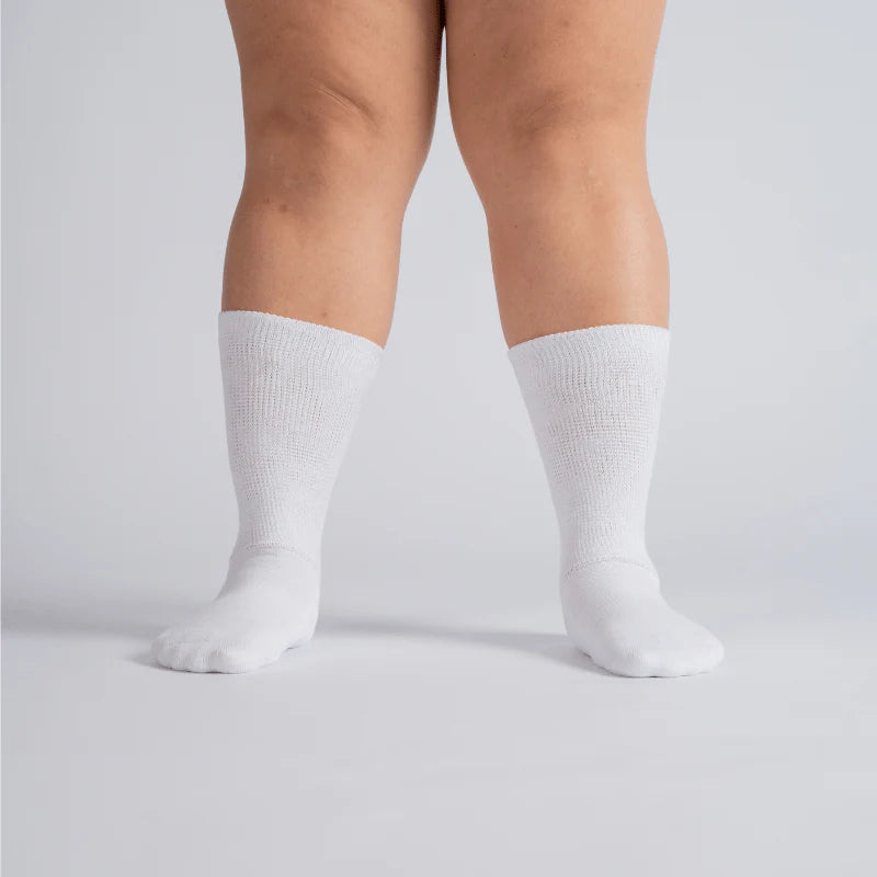 Padded Easy-Stretch Crew Socks – White